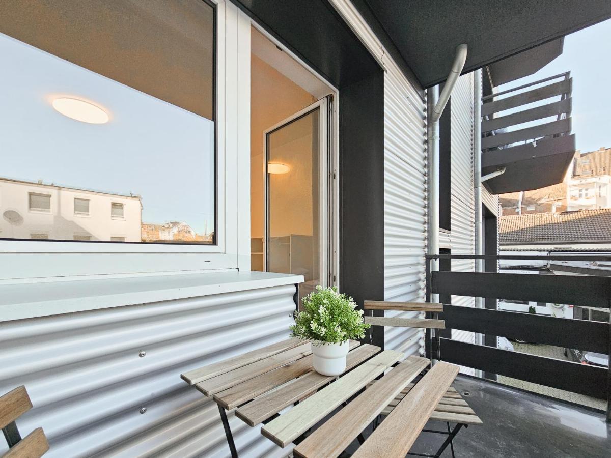 Apartment Tolstov - 2 Or 3 - 15 Min Zur Messe Dus&10 Min Old Town Dus