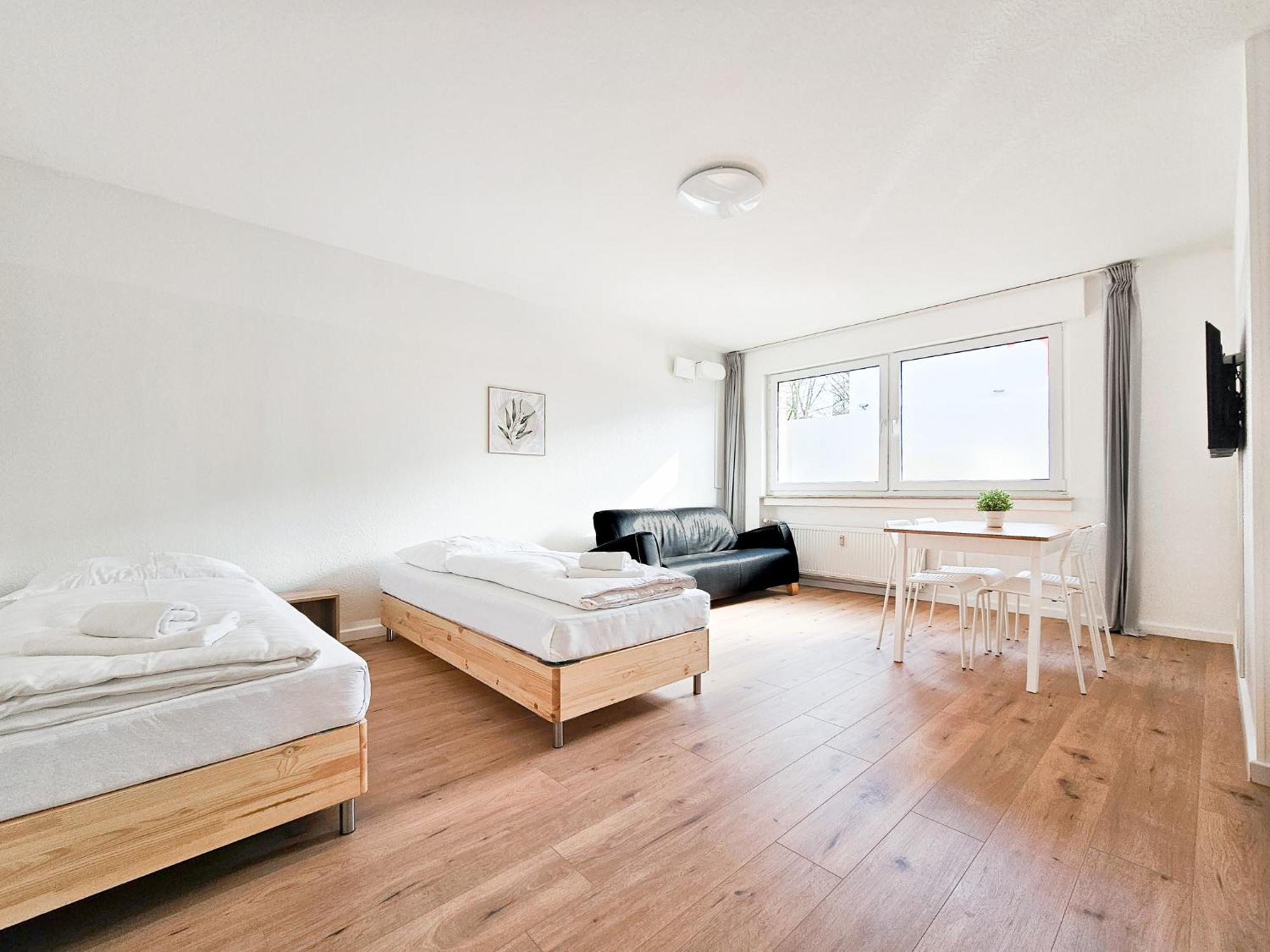 Tolstov - 2 Or 3 - 15 Min Zur Messe Dus&10 Min Old Town Dus