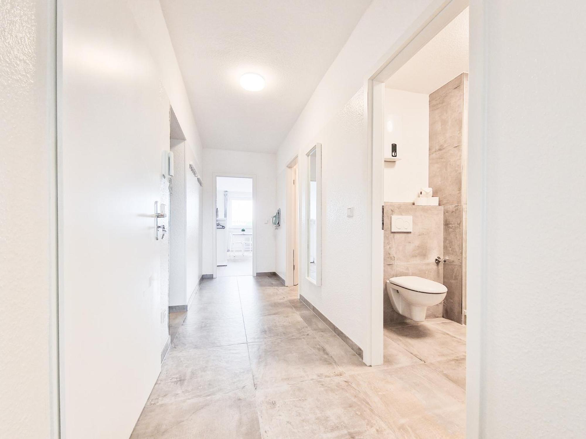 Tolstov - 2 Or 3 - 15 Min Zur Messe Dus&10 Min Old Town Dus Apartment *