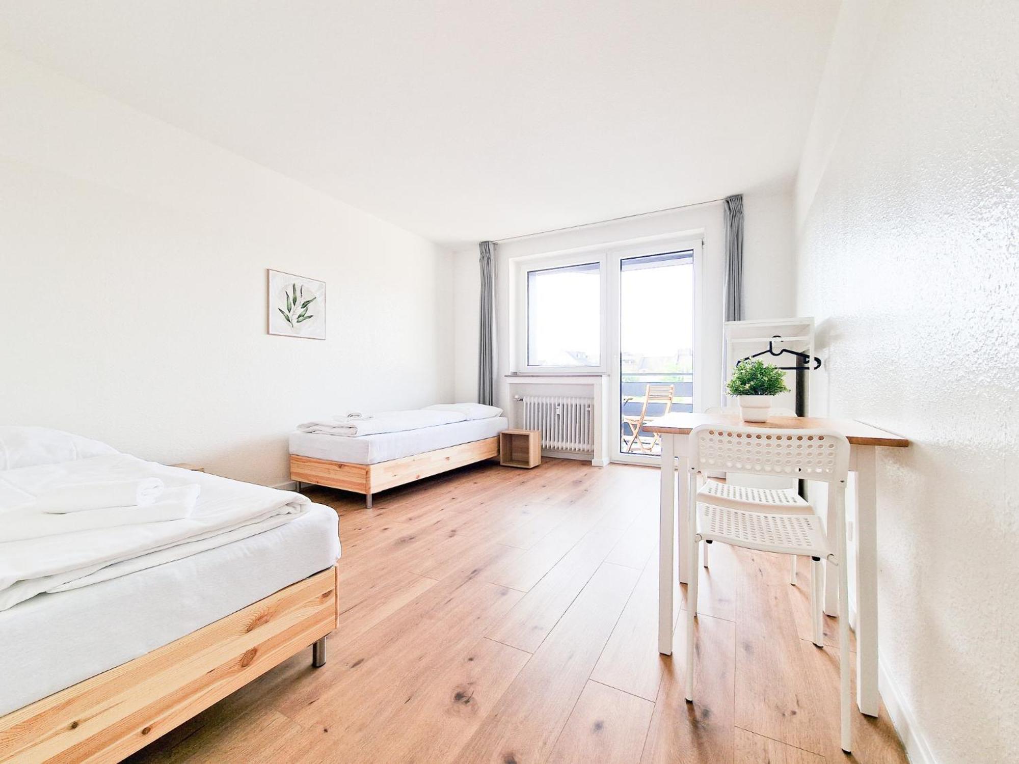 Tolstov - 2 Or 3 - 15 Min Zur Messe Dus&10 Min Old Town Dus Düsseldorf