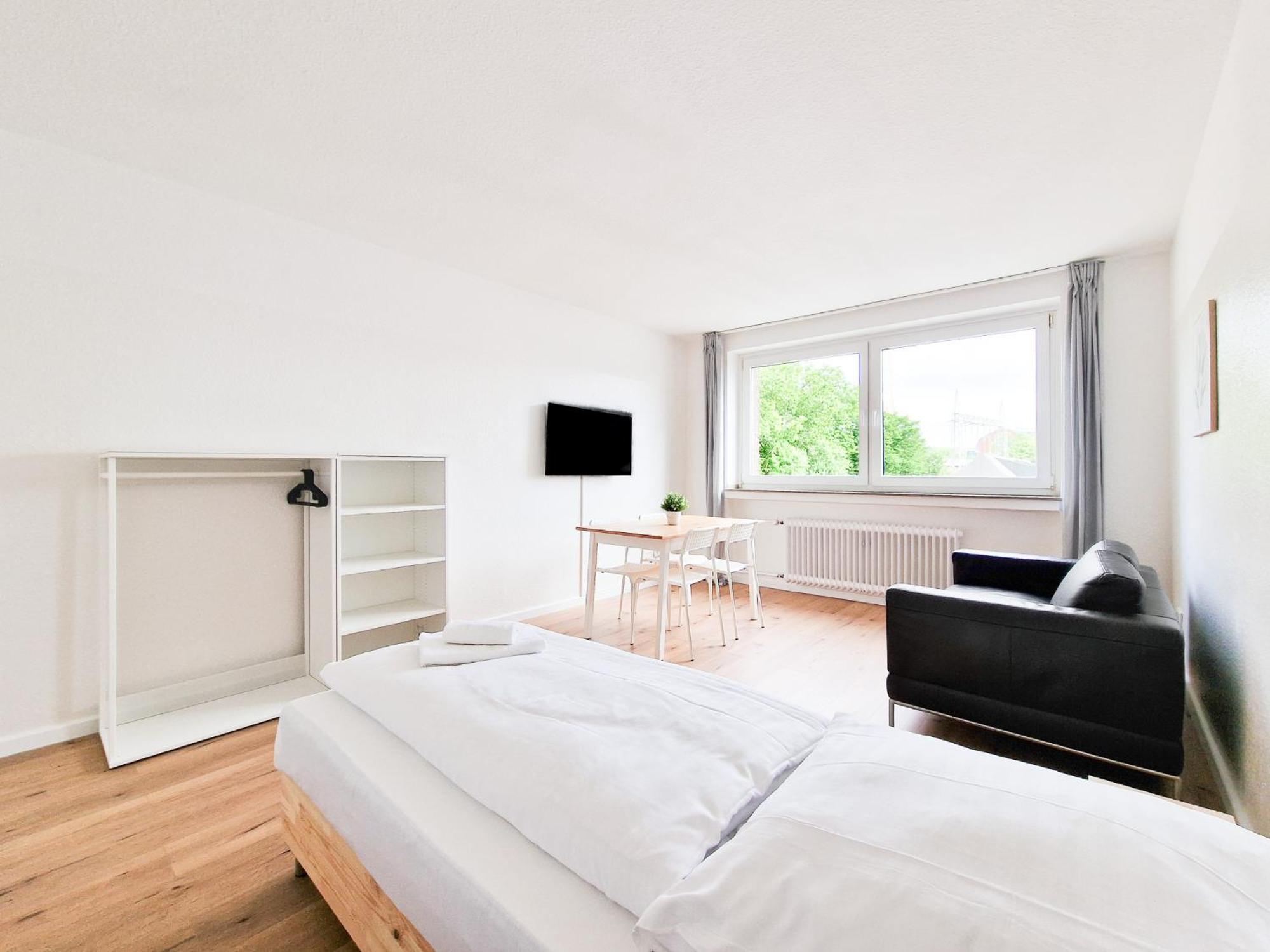 Apartment Tolstov - 2 Or 3 - 15 Min Zur Messe Dus&10 Min Old Town Dus Düsseldorf