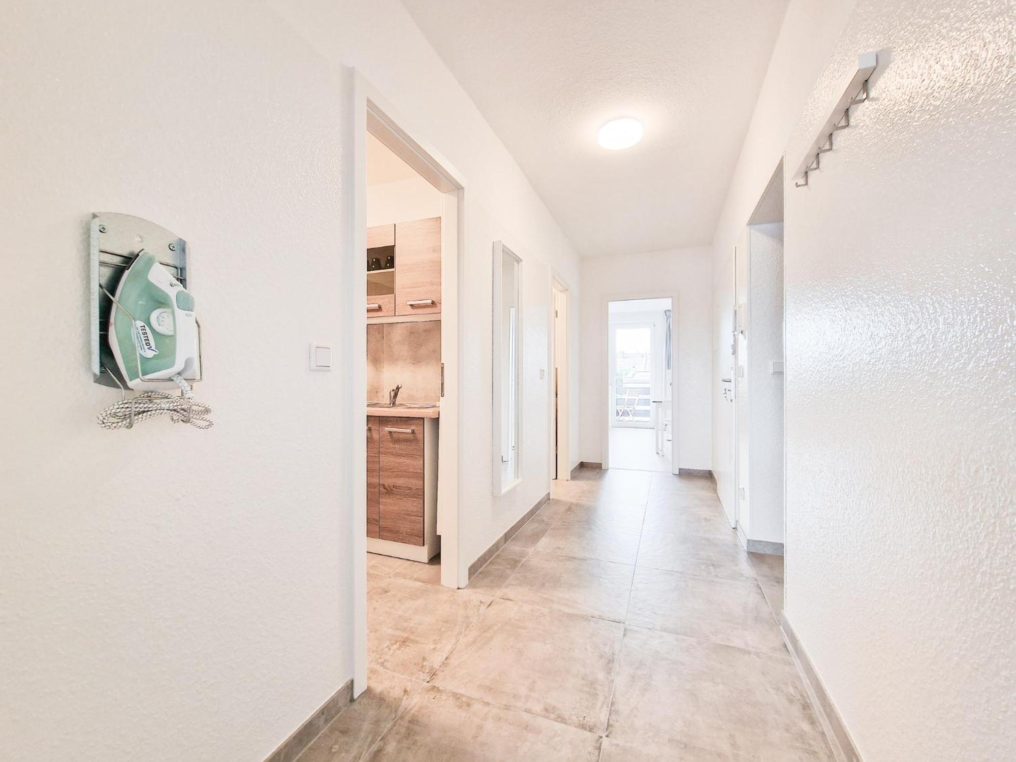 Apartment Tolstov - 2 Or 3 - 15 Min Zur Messe Dus&10 Min Old Town Dus