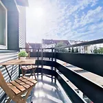 Tolstov Apartments - 2 or 3 Room Apartments - 15 Min zur Messe DUS&10 Min Old Town DUS